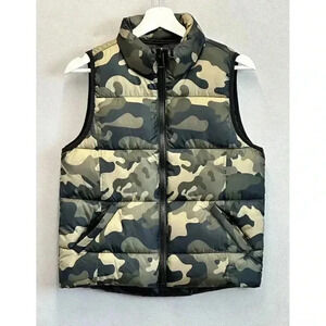 Love Tree Women's Sz Small Camo Puffer Vest Jacket Full Zip‎ Front Pockets